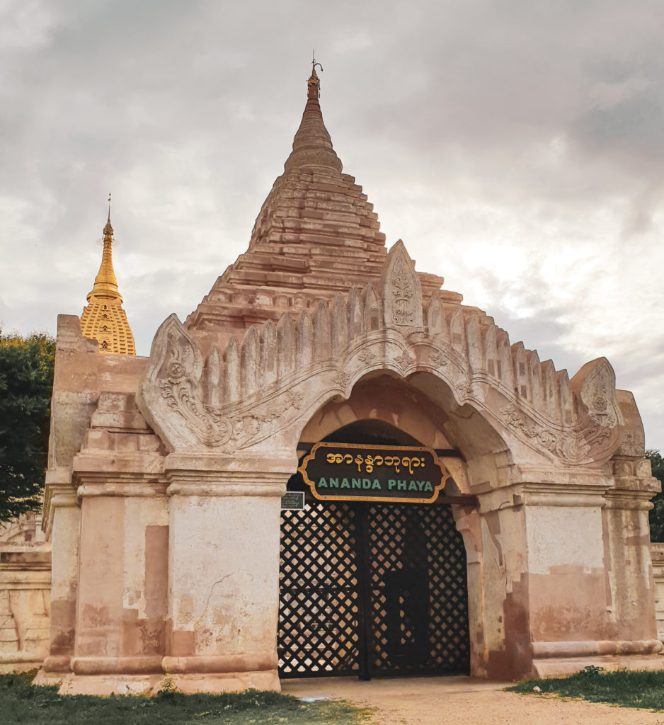 best-pagodas-and-temples-to-see-in-bagan-myanmar/