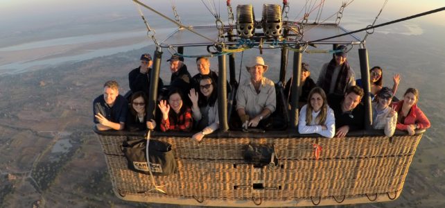 balloons over bagan review