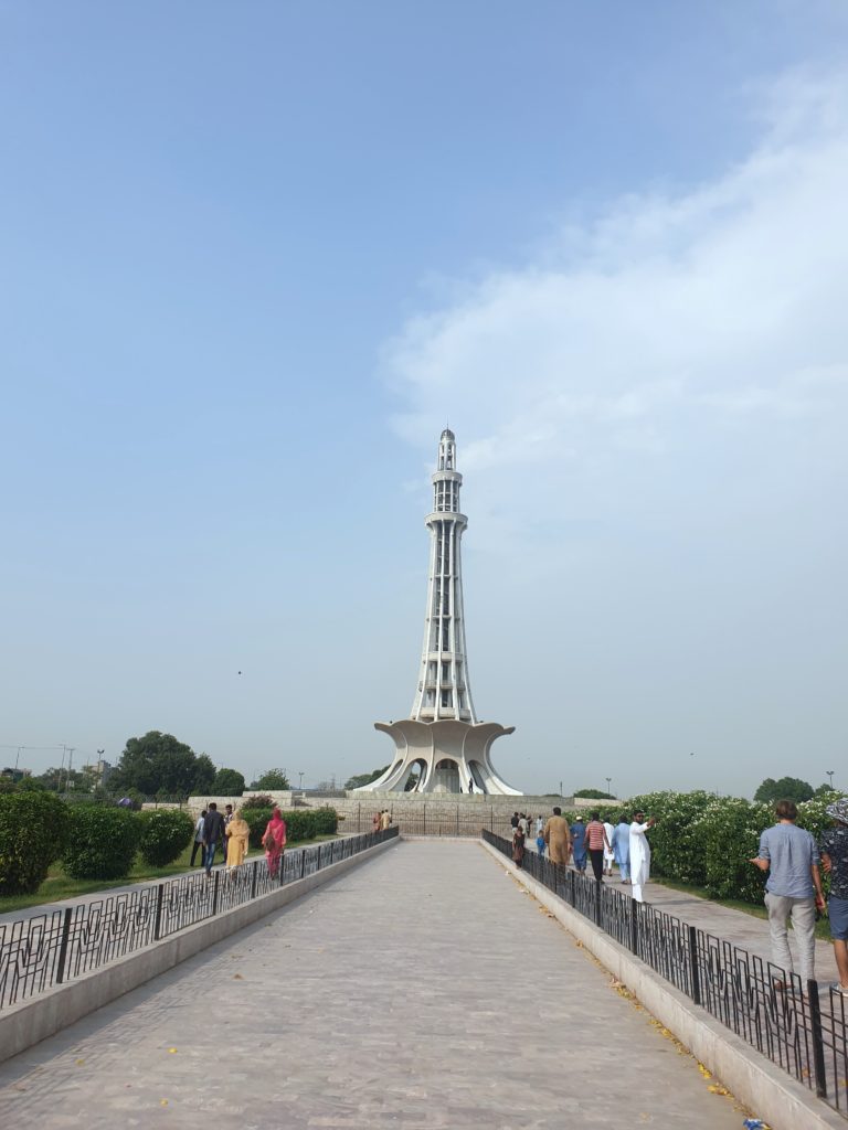 minar-e-pakistan 