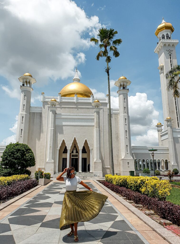 Solo travel to brunei