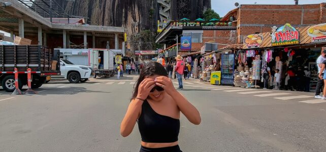 El Penon rock in guatape colombia