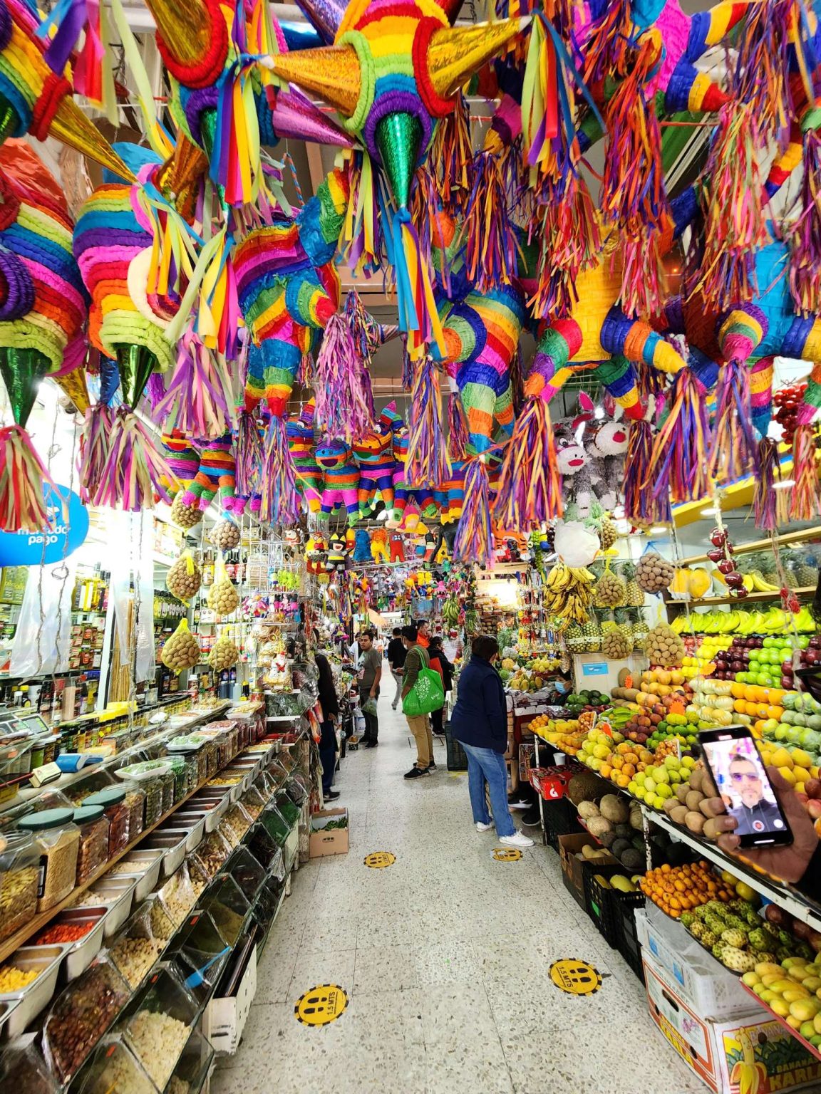 markets-in-mexico-city-anna-sherchand